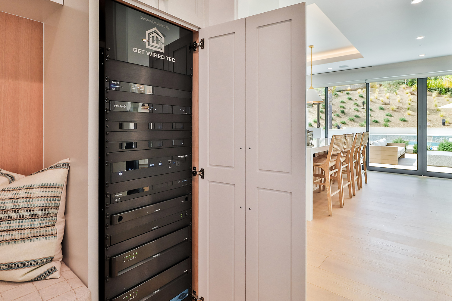 Home Automation Centralized Equipment Rack 